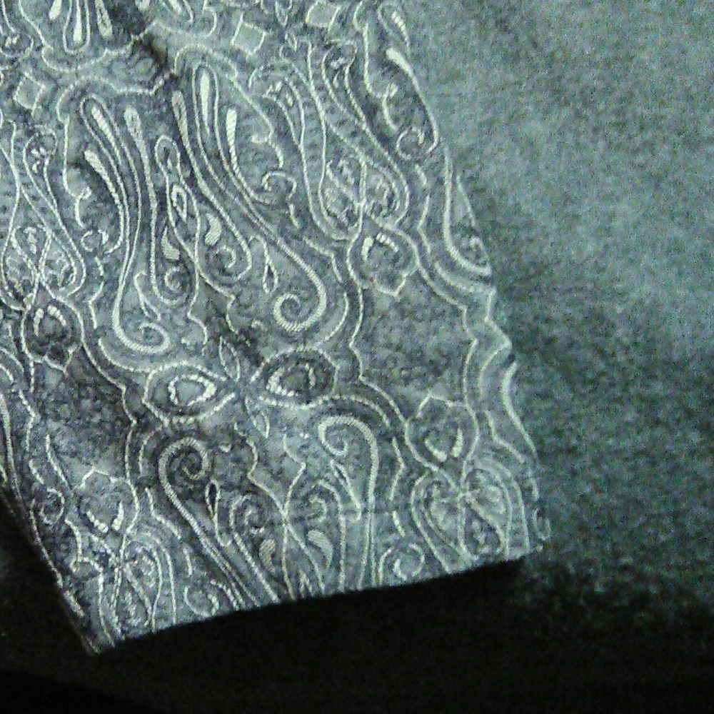 Pants - Picture 3 of 4